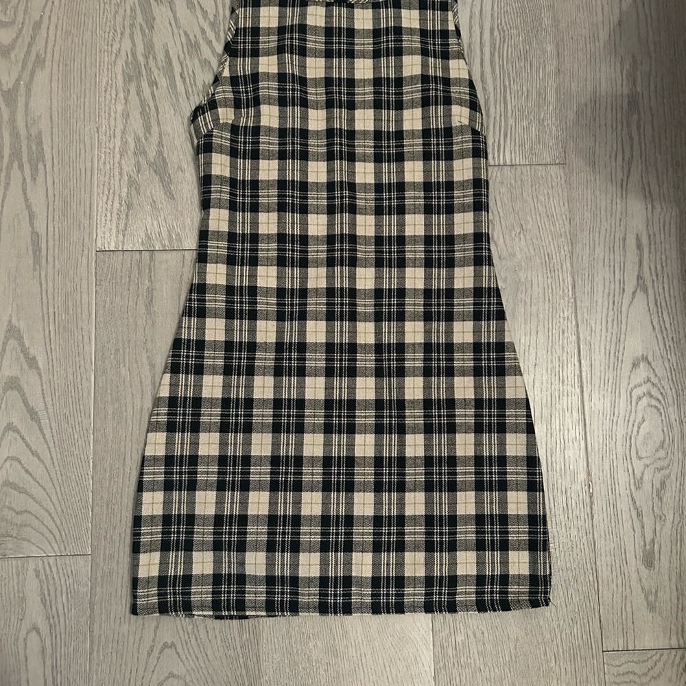 Brandy Melville Black and Cream Pencil Dress Knee-Length Asymmetrical Casual